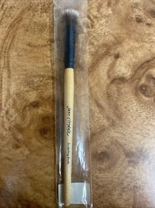 Jane Iredale Sculpting Brush - Picture 1 of 2