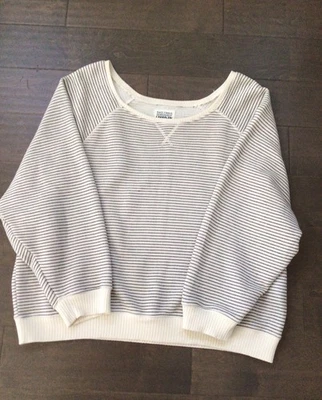 AMERICAN EAGLE-Sz.XL/TG/EXG-Woman’s Striped Sweatshirt-Oversized-Off Shoulder - Image 1 of 4