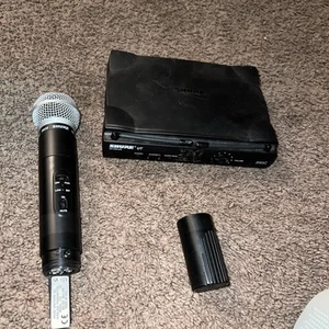 SHURE UT4 Receiver, UT1-TC WIRELESS TRANS, SM58 UT2 Wireless MIC UHF Pack Read - Picture 1 of 4