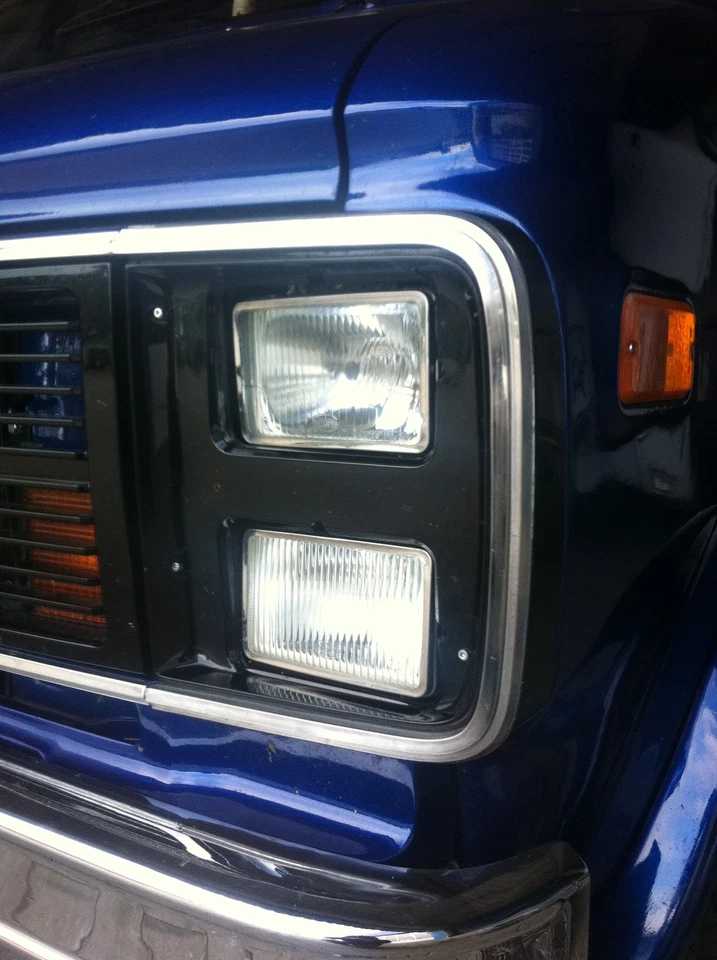 2x Nebelscheinwerfer mit "E" NEU GMC G20 Vantura G10 G30 Van NSW GM Chevy US - Bild 1 von 1