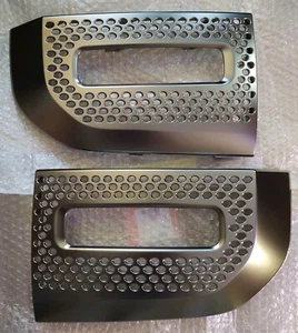 Land Rover OEM Defender X L663 2020+ Starlight Satin Foglamp Bezel Pair New - Bild 1 von 2