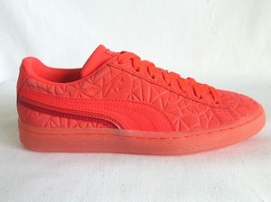 puma rojo