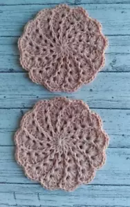 Set of 2 Crochet Handmade Coasters/Doily 100% Cotton Color Peach - Picture 1 of 3