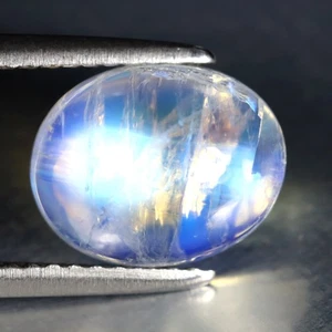 2.99 ct Very good Oval Cabochon Shape (10 x 8 mm) Natural Rainbow Blue Moonstone - Picture 1 of 1