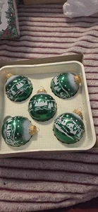 Vintage grün glänzend helle Kugel Quecksilber Ornament Baum handbemalt  - Bild 1 von 4