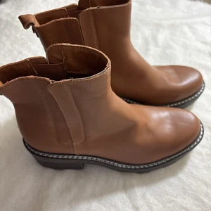 Calvin Klein Women’s Leather Upper Ankle Boots Sz 9M Tan NWT Retail $91 - Picture 1 of 13