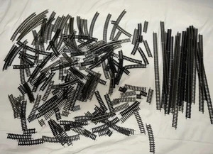 200 rieles Minitrix escala N - en su mayoría bien conservados - también rieles rectos - Imagen 1 de 2