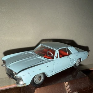 Giocattoli CORGI vintage anni 60 Buick Riviera blu con gancio di traino - Foto 1 di 5