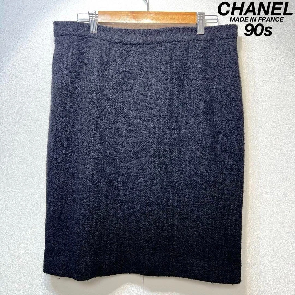 CHANEL Boutique Tweed Design Tight Skirt - Image 1 of 4