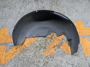 PORSCHE CAYENNE TURBO 955 2005 RIGHT REAR WHEEL LINER SPLASH GUARD 7l5810972 - Picture 1 of 5