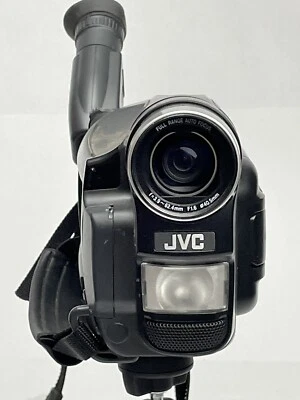 JVC GR-AXM225 VHS-C Analog Camcorder - Image 1 of 4