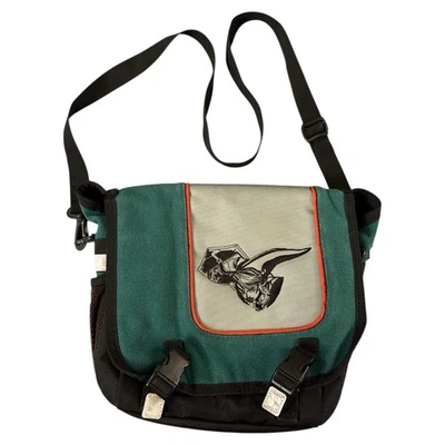 BOLSO MENSAJERO NINTENDO WII LEGEND OF ZELDA HYLIAN SHIELD VERDE ESTUCHE DE TRANSPORTE C71 Foto 1 de 4