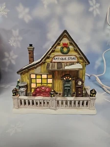 Christmas Village Holiday Inspirations Town Series Antique Store w/box 2007 - Picture 1 of 18