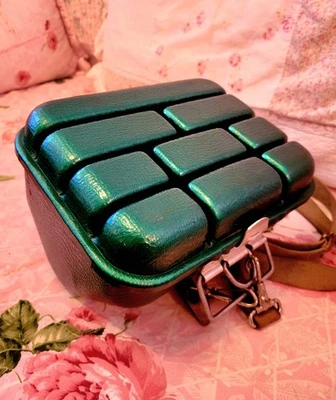 Umco 700 R Tackle BOX HARD find Shoulder Strap - Image 1 of 4