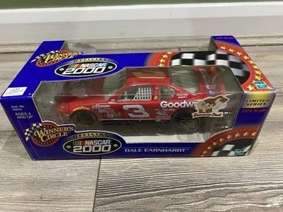 Dale Earnhardt #3 GM Goodwrench 1:24 Model 2000 Winners Circle NASCAR - Image 1 of 2