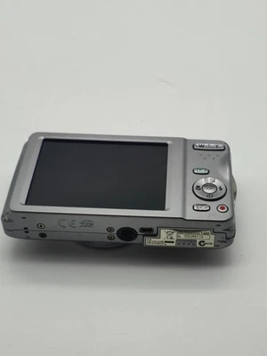 Fujifilm FinePix T400 Digitalkamera – 16 MP – 10× optischer Zoom ungetestet #156 - Bild 1 von 4