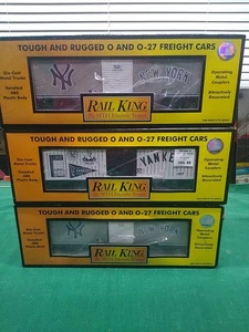 3 RailKing MTH New York Yankees Train Boxcars Two 30-74179 One 30-74408 All NOS - Picture 1 of 12