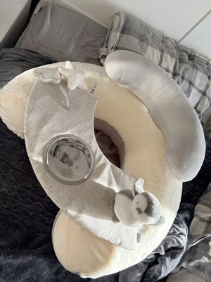 mamas & papas sit & play inflatable soft plush floor chair seat - Image 1 of 3