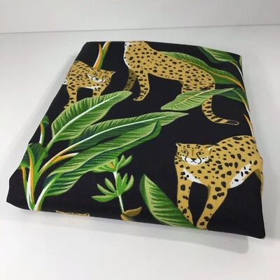 "Tela de tapicería Solarium con estampado de leopardo en selva 70"" X 34""" Foto 1 de 3