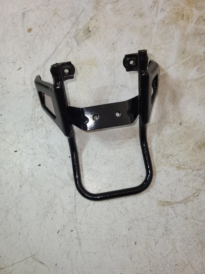 New NOS OEM Yamaha 1977DT250 DT400 HEADLIGHT STAY P# 1M1-84118-01-33 62724-10 Foto 1 de 1