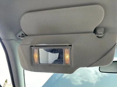 2005 Mercury Grand Marquis Left Front Lighted Visor/Gray - Image 1 of 3