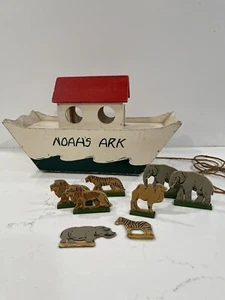 Juego de arca de Noé de madera vintage juguete de tracción sobre ruedas - Imagen 1 de 10