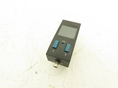 Festo SDE1-D10-G2-R14-L-P2-M8 Digital Air Pressure Sensor 529968 - Image 1 of 4