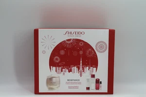 Shiseido Benefiance Set Benefiance Wrinkle Smoothing Cream Box Exclusive Edition - Bild 1 von 3