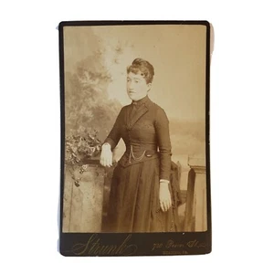 Antike Schrankkarte um 1900 - Frau im Kleid mit Perlen - bespannt - lesen, PA - Bild 1 von 2