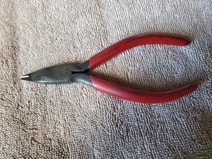 Vintage KLEIN TOOLS 5” Long Nose Skinning Pliers 317-5P USA Electricians - Picture 1 of 4