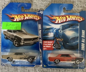 HOT WHEELS 1965 PONTIAC GTO Gold 2008 All Stars Kmart Exclusive & Orange Reg Car - Picture 1 of 3