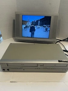 Combo reproductor de DVD VHS Emerson grabadora VHS EWD2004 probado funciona SIN CONTROL REMOTO - Imagen 1 de 10