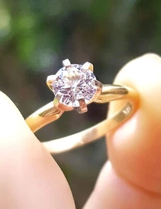 0.60ct Natural VS E White Sapphire 14K Solid Yellow Gold Engagement Ring Wedding - Picture 1 of 9