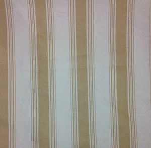 TELA MULTIUSOS FLORAL A RAYAS KINGSWAY BEIGE BLANCO EN RELIEVE POR YARDA 54" CON - Imagen 1 de 5
