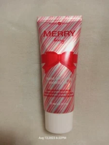 Hidratante corporal y para manos Beyond Belief Merry Berry, 2,25 oz NUEVA SELLADA - Imagen 1 de 5