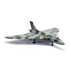 1/72 Avro Vulcan B.2 Black Buck - Picture 1 of 7