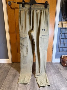 **Brand new**Genuine Green Khaki Under Armour Tracksuit Bottoms Small - Picture 1 of 5