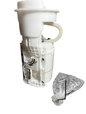 DWVO Fuel Pump Compatible with 1998-2010 Volkswagen Beetle 1999-2006 Golf (GTI) Foto 1 de 4