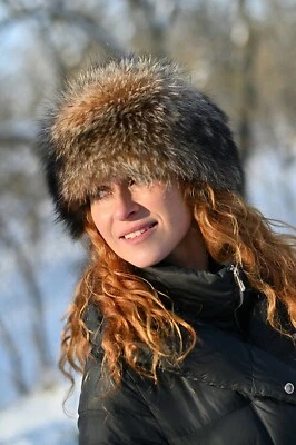 Raccoon Fur Hat for Women, Winter Tail Hat, Davy Crockett, Gift for women - Image 1 of 4