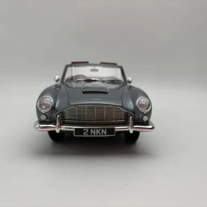 Cult 1:18 Aston Martin DB5 1964 Metal Blue Resin Car Model - Picture 1 of 10