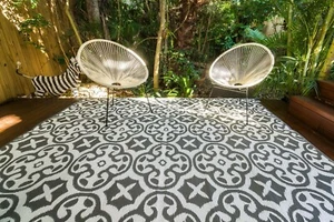 2 X RUGS 200x270cm LISBOA Outdoor/Indoor Plastic Rug/Mat GREY/ WHITE Waterproof - Picture 1 of 5