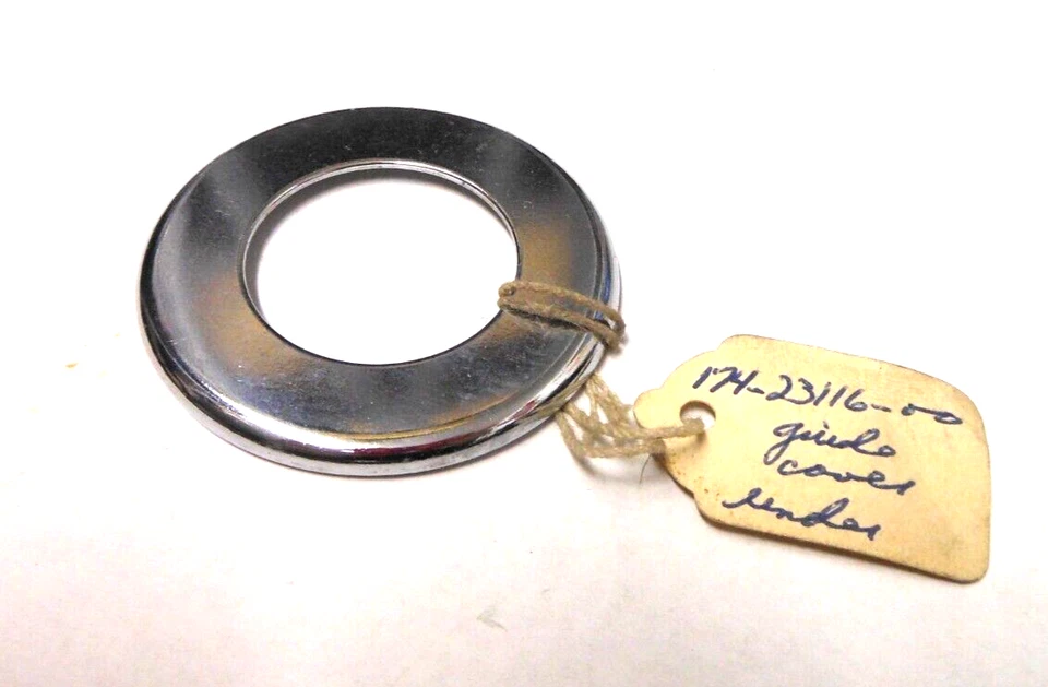 Cubierta inferior del faro Yamaha CS3B CS3C YCS1 YCS1C 174-23116-00 Foto 1 de 1