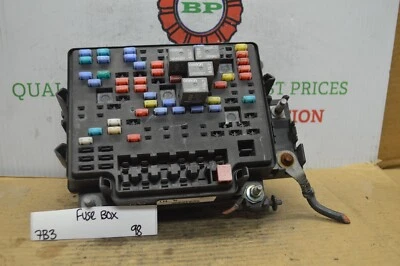 Chevrolet Tahoe 2003-2006 caja de fusibles unidad de relé 1517711901 módulo 98-7B3 Foto 1 de 4