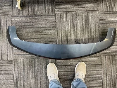 OEM | 2017 - 2022 Cadillac XT5 Rear Liftgate Spoiler & Brake Light Foto 1 de 4