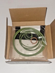 MTU  XP52718300064  Gasket Kit    New - Picture 1 of 2