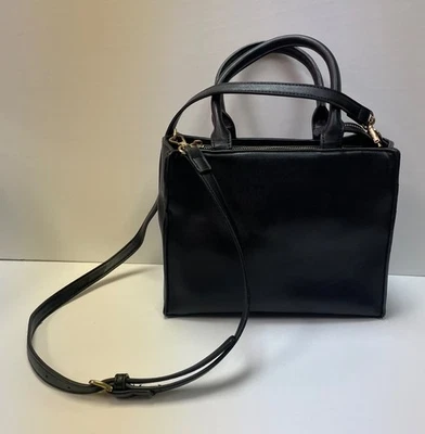 Monedero cuadrado Forever 21 de cuero sintético negro Foto 1 de 4