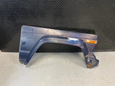 75-83 Cherokee Fender RHFront fender flare — 第 1/4 张图片