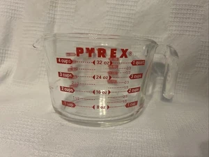 Taza medidora de vidrio vintage Pyrex de 1 cuarto letras rojas 32 OZ / 4 tazas - Imagen 1 de 9