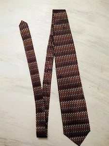 Alexander Julian Colours Necktie Multi-Color Geometric Design 100% Silk - Picture 1 of 3