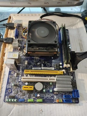 Foxconn A55MX with A4-3420 2.7ghz cpu , AMD FM1 A55 Micro ATX Motherboard #1046 - Image 1 of 4